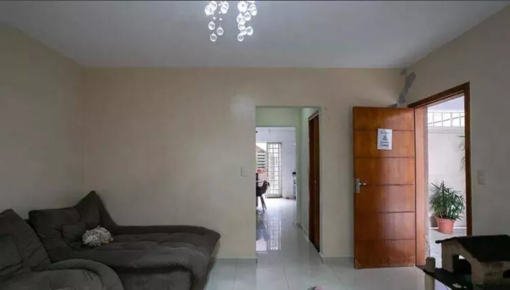 Casa à venda com 3 quartos, 200m² - Foto 3