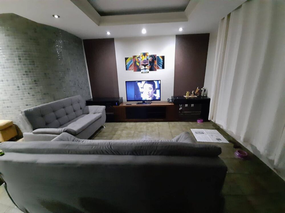 Casa, 3 quartos, 331 m² - Foto 2