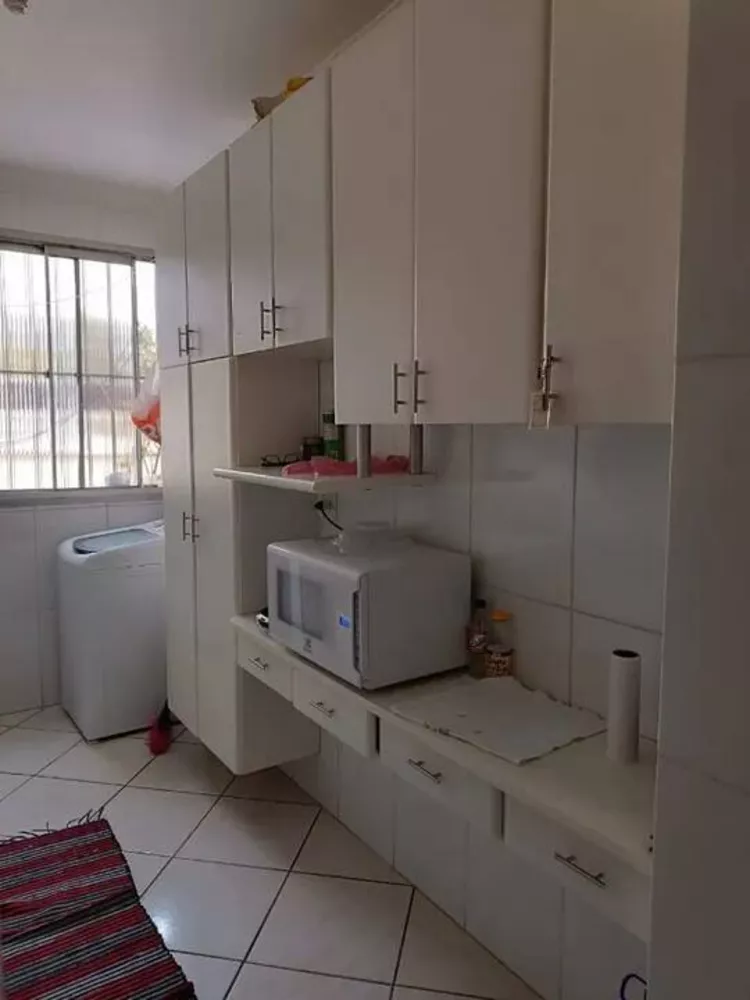 Apartamento à venda com 2 quartos, 40m² - Foto 3