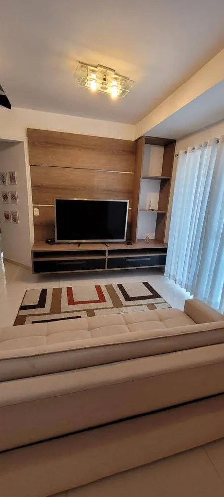 Apartamento, 3 quartos, 192 m² - Foto 1
