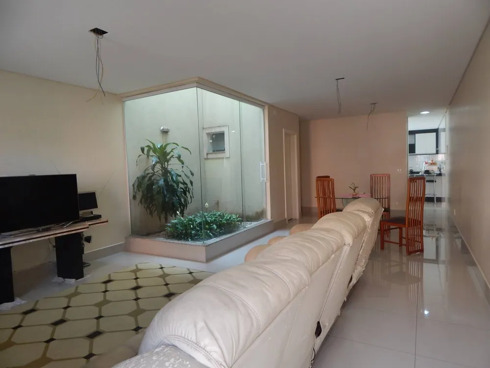 Casa, 3 quartos, 245 m² - Foto 12