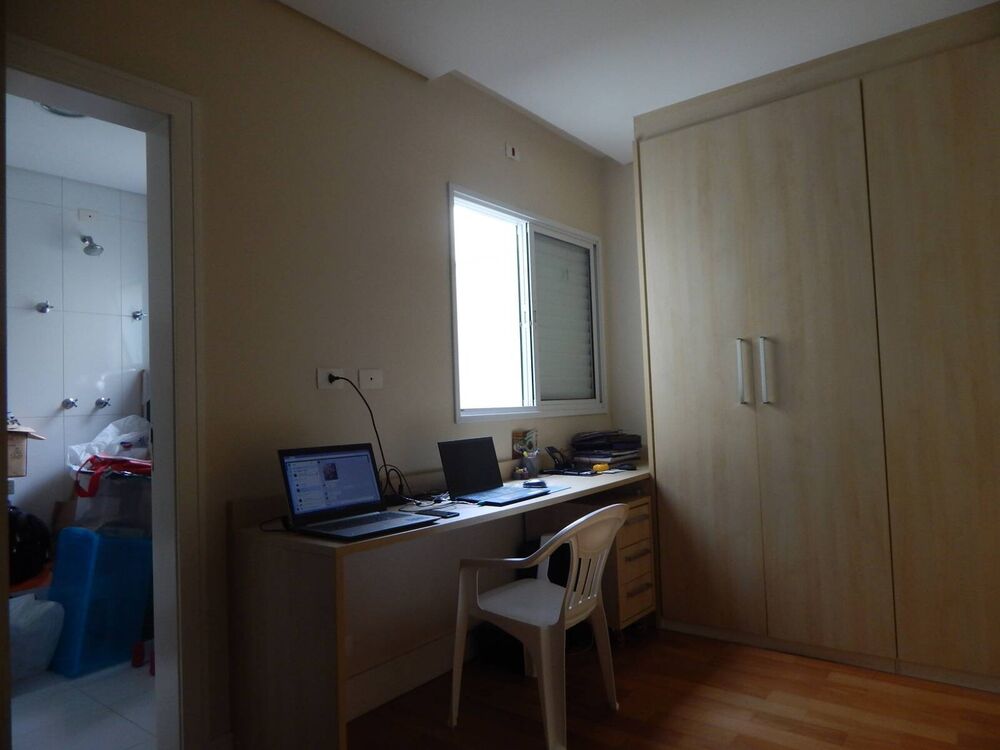 Casa, 3 quartos, 245 m² - Foto 1