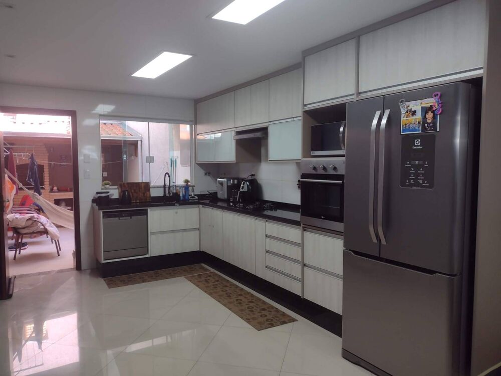 Casa, 3 quartos, 156 m² - Foto 3
