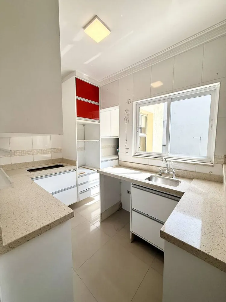 Apartamento, 3 quartos, 168 m² - Foto 1