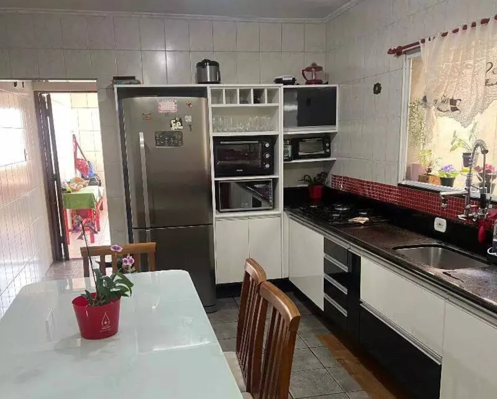 Casa, 3 quartos, 213 m² - Foto 4