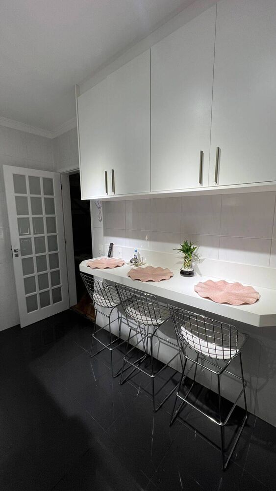 Apartamento à venda com 3 quartos, 87m² - Foto 1