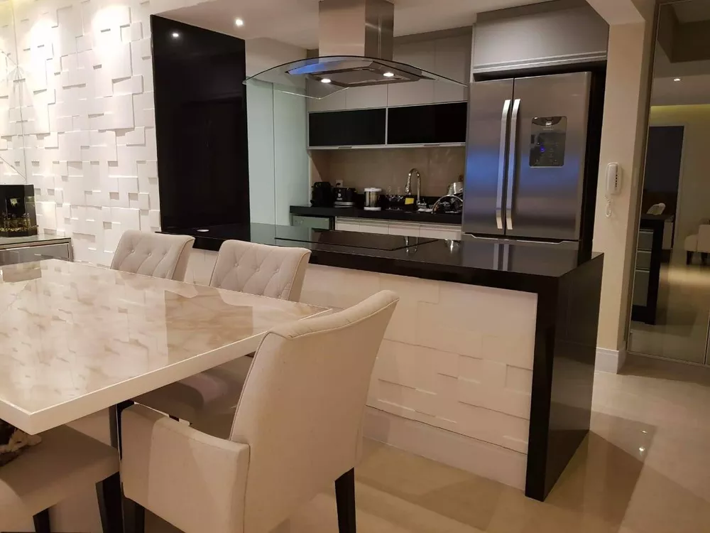 Apartamento à venda com 3 quartos, 105m² - Foto 3