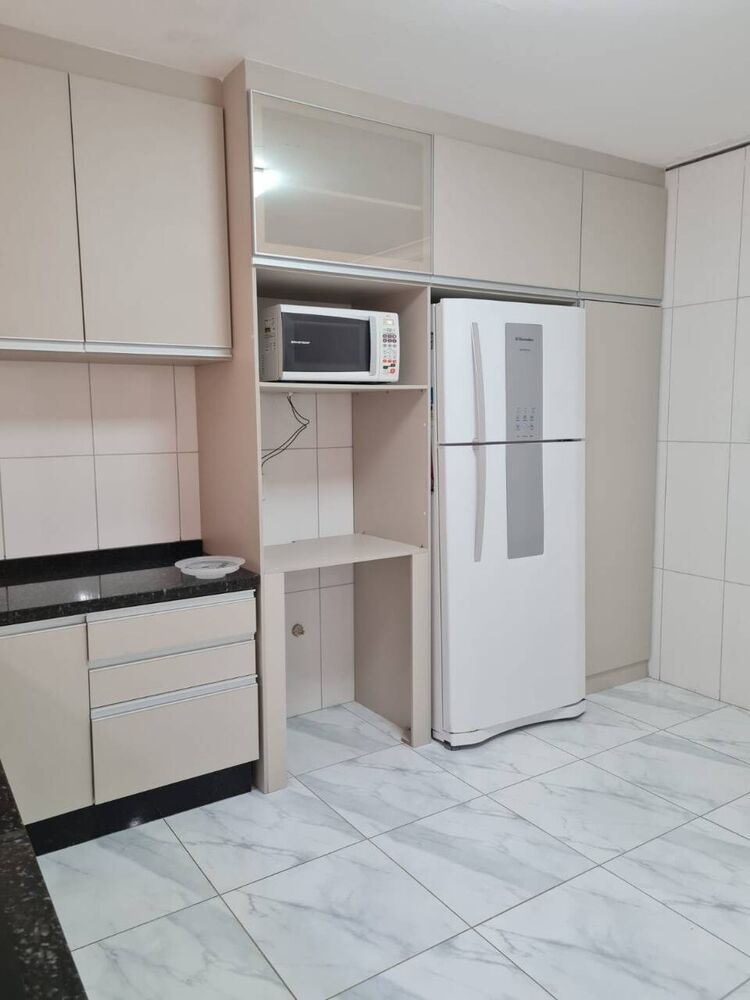 Casa, 3 quartos, 192 m² - Foto 2