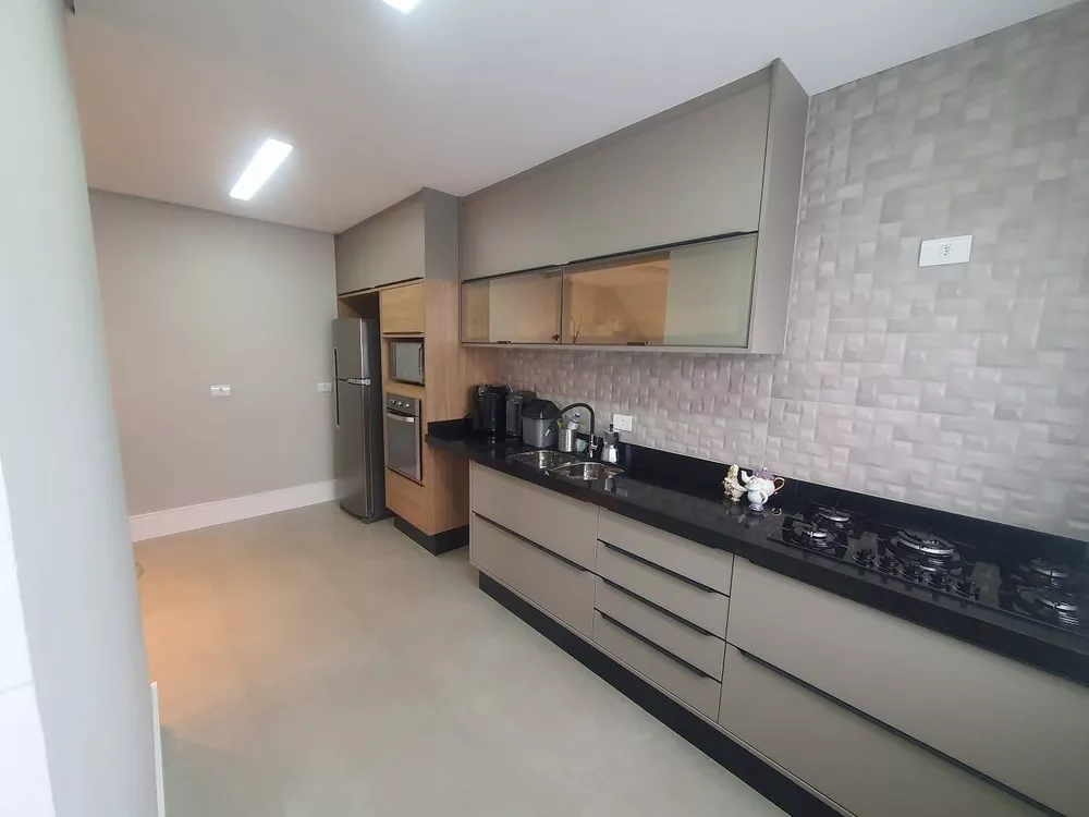 Sobrado à venda com 3 quartos, 124m² - Foto 2