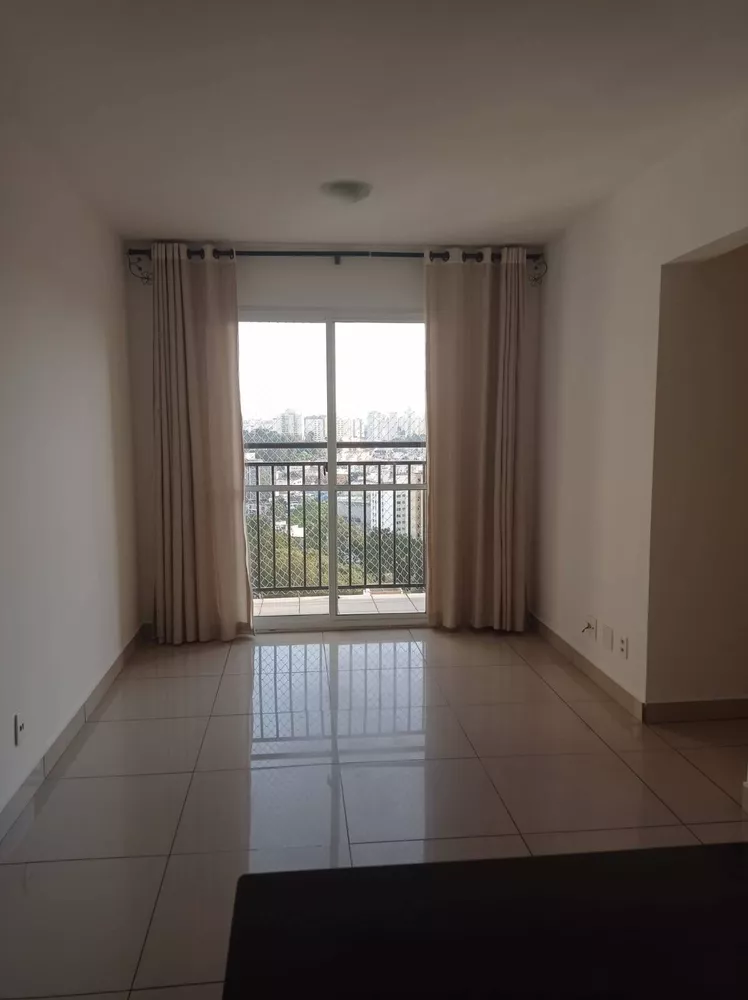 Apartamento à venda com 3 quartos, 60m² - Foto 3