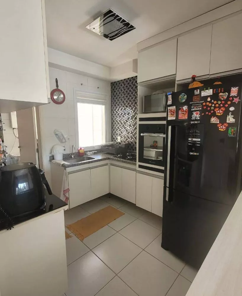 Apartamento à venda com 3 quartos, 92m² - Foto 3