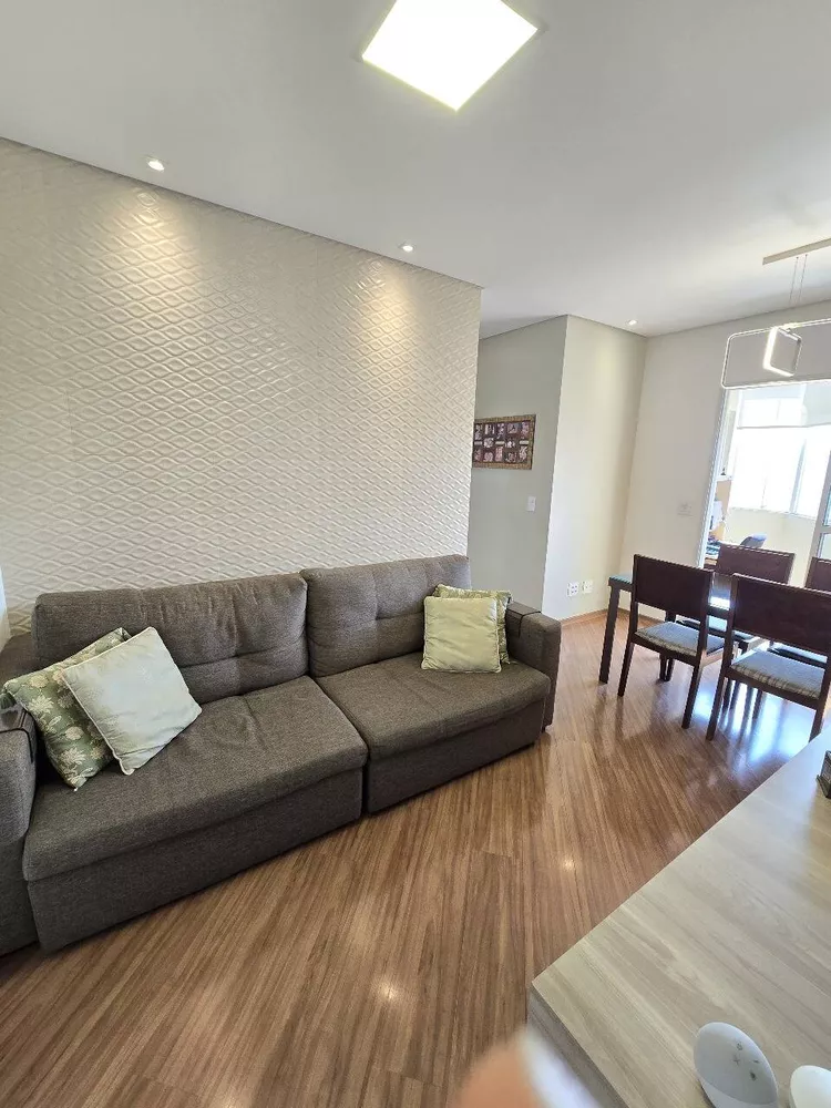 Apartamento à venda com 3 quartos, 68m² - Foto 1