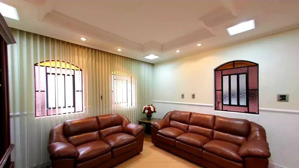 Casa, 3 quartos, 238 m² - Foto 1