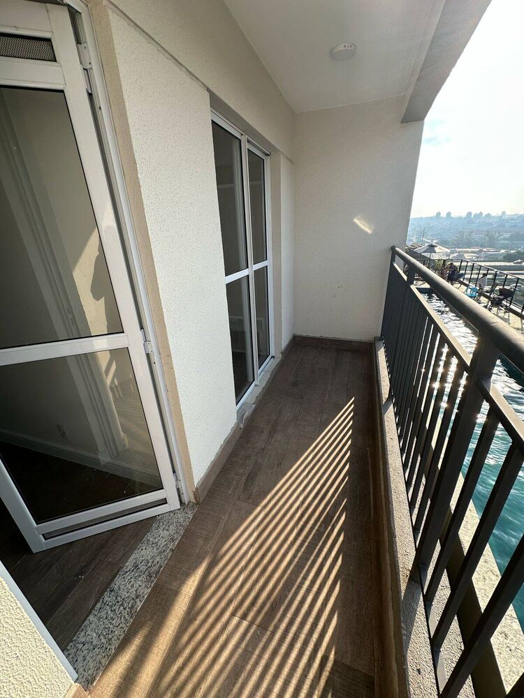 Apartamento à venda com 2 quartos, 56m² - Foto 2