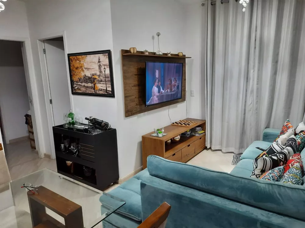 Apartamento à venda com 3 quartos, 70m² - Foto 1