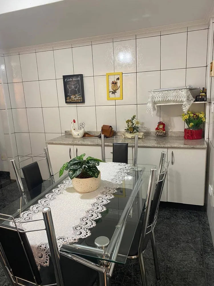 Casa, 4 quartos, 167 m² - Foto 1