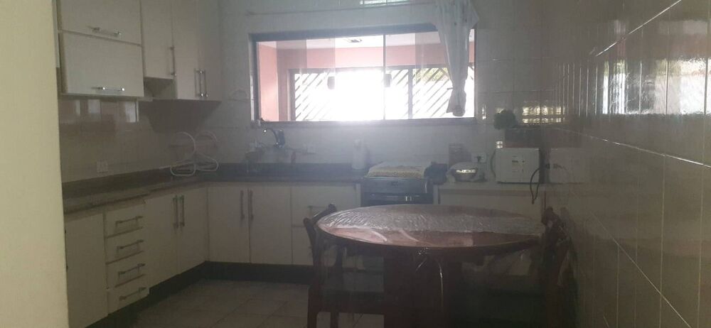 Casa, 4 quartos, 190 m² - Foto 4