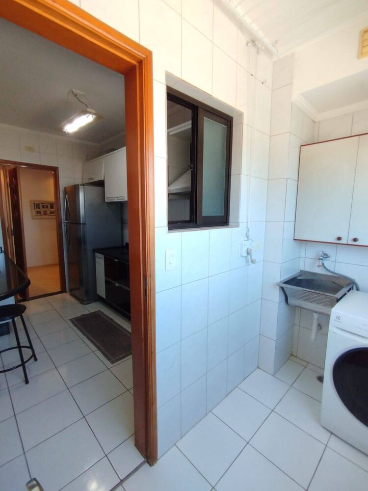Apartamento à venda com 3 quartos, 79m² - Foto 1