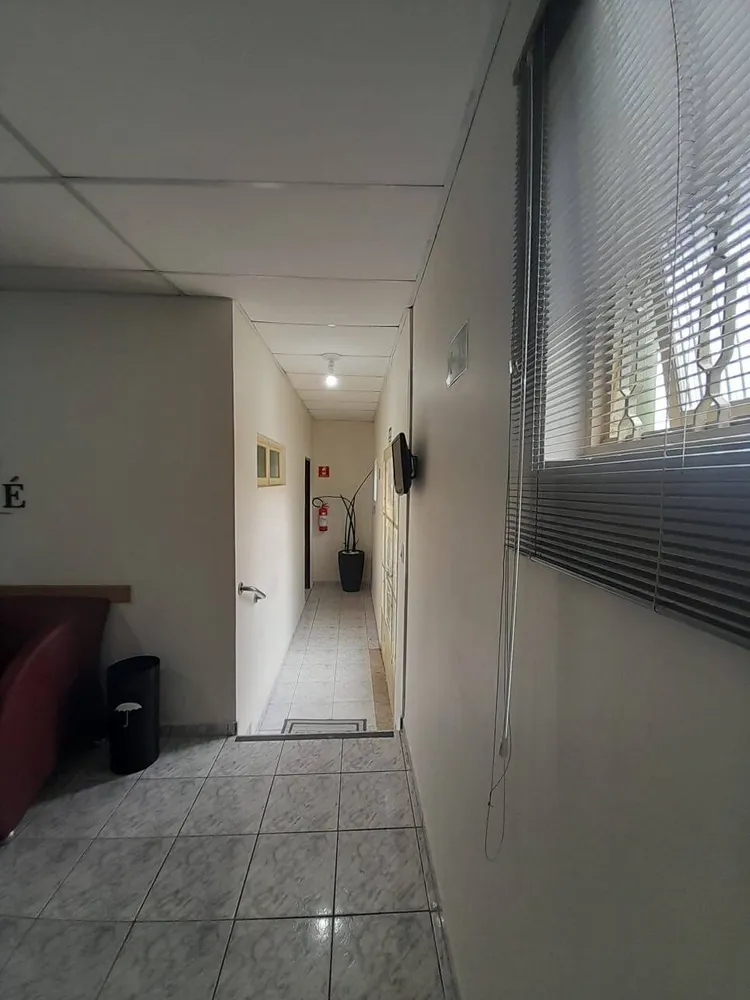 Sobrado, 8 quartos, 226 m² - Foto 13