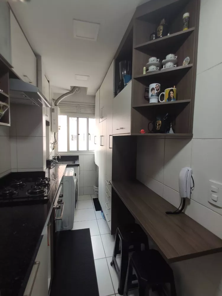 Apartamento à venda com 2 quartos, 44m² - Foto 2