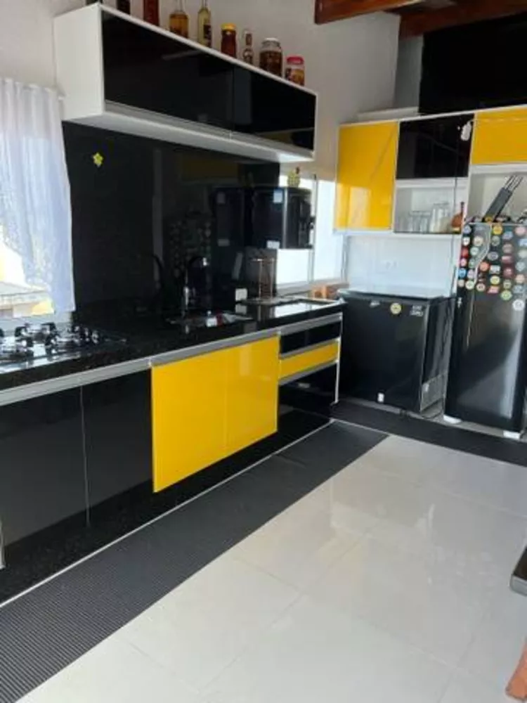 Apartamento à venda com 3 quartos, 140m² - Foto 4