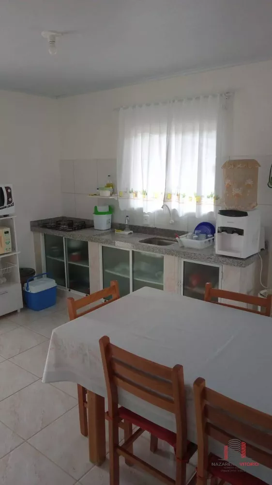 Casa à venda com 2 quartos, 150m² - Foto 3