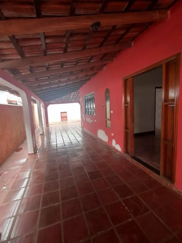 Casa à venda com 3 quartos - Foto 4