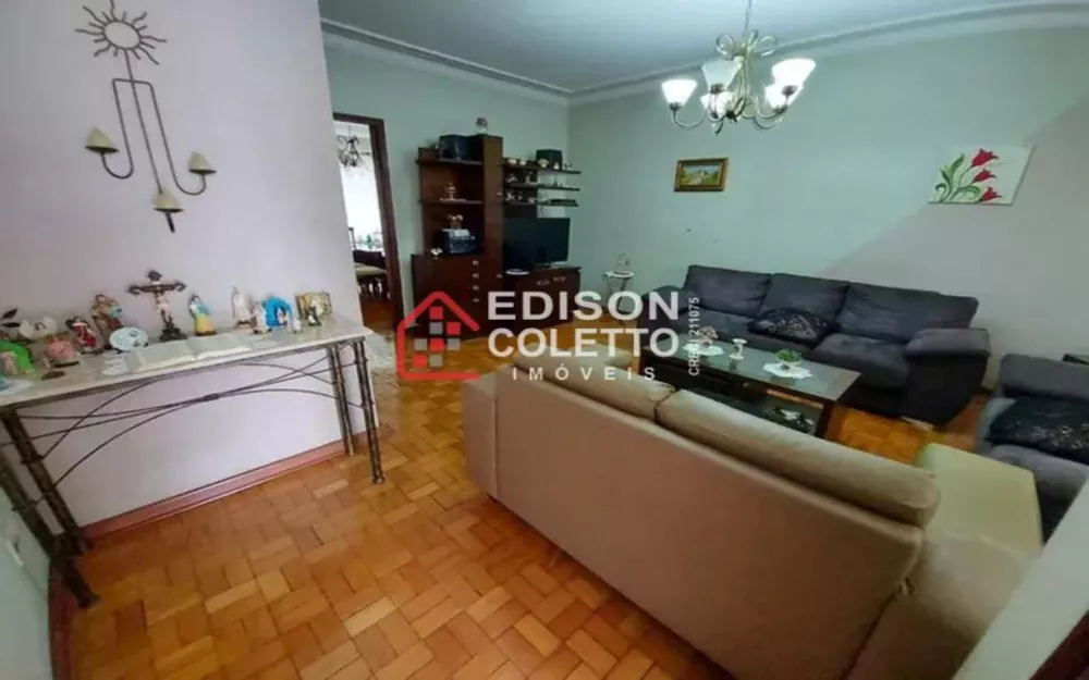 Casa à venda com 3 quartos, 141m² - Foto 4