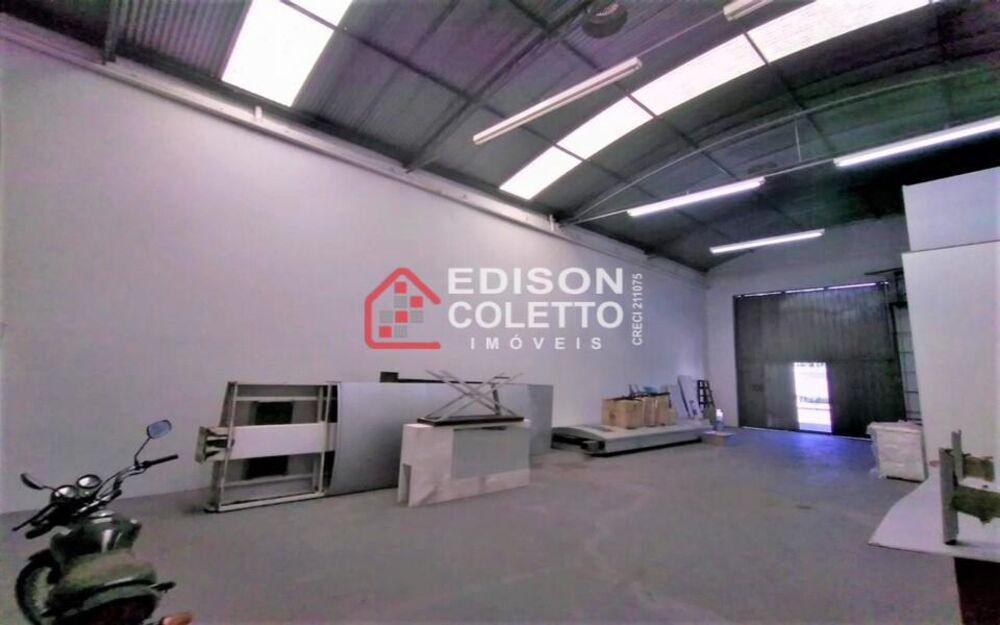 Depósito-Galpão-Armazém à venda, 250m² - Foto 3