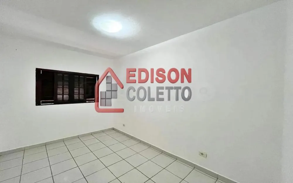 Casa, 3 quartos, 141 m² - Foto 2
