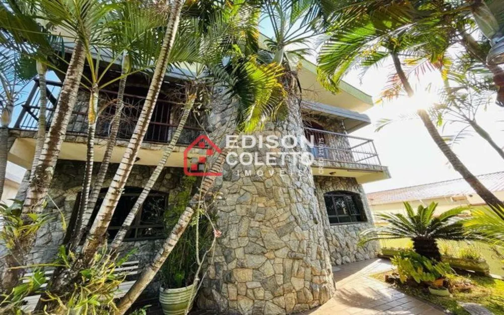 Casa, 3 quartos, 244 m² - Foto 3
