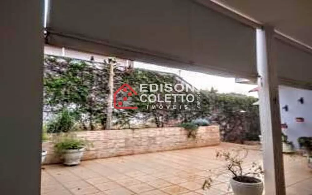 Casa à venda com 4 quartos, 358m² - Foto 4