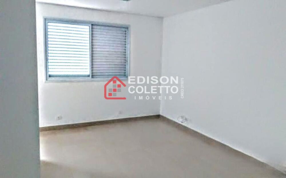 Prédio Inteiro à venda com 18 quartos, 478m² - Foto 1