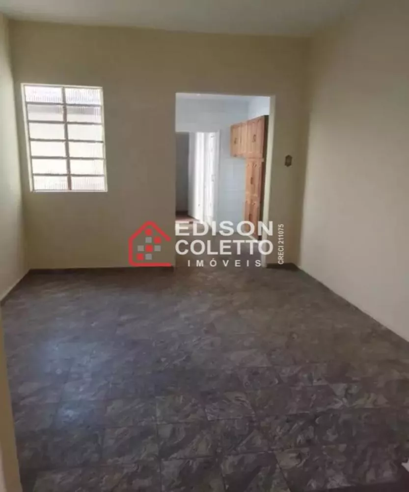 Casa à venda com 1 quarto, 73m² - Foto 3