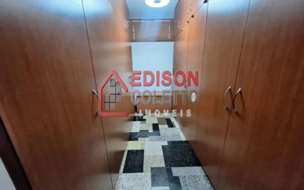Casa, 3 quartos, 245 m² - Foto 8