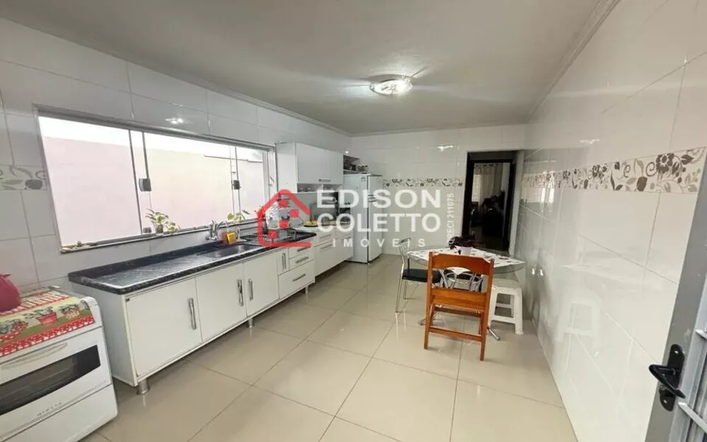 Casa à venda com 3 quartos, 120m² - Foto 22