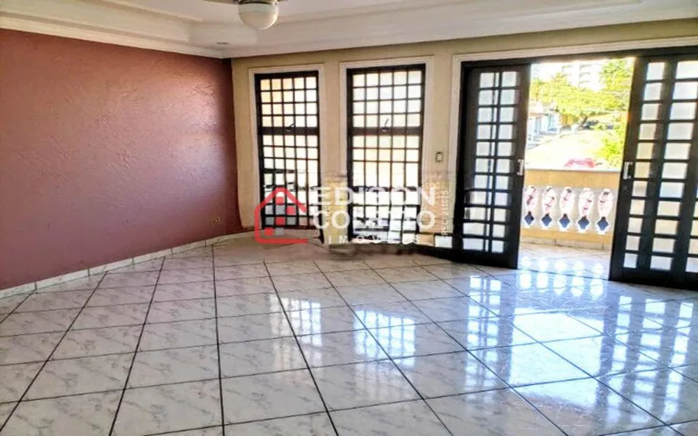 Casa, 3 quartos, 225 m² - Foto 22