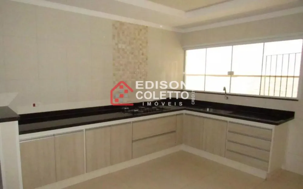 Casa, 3 quartos, 114 m² - Foto 3