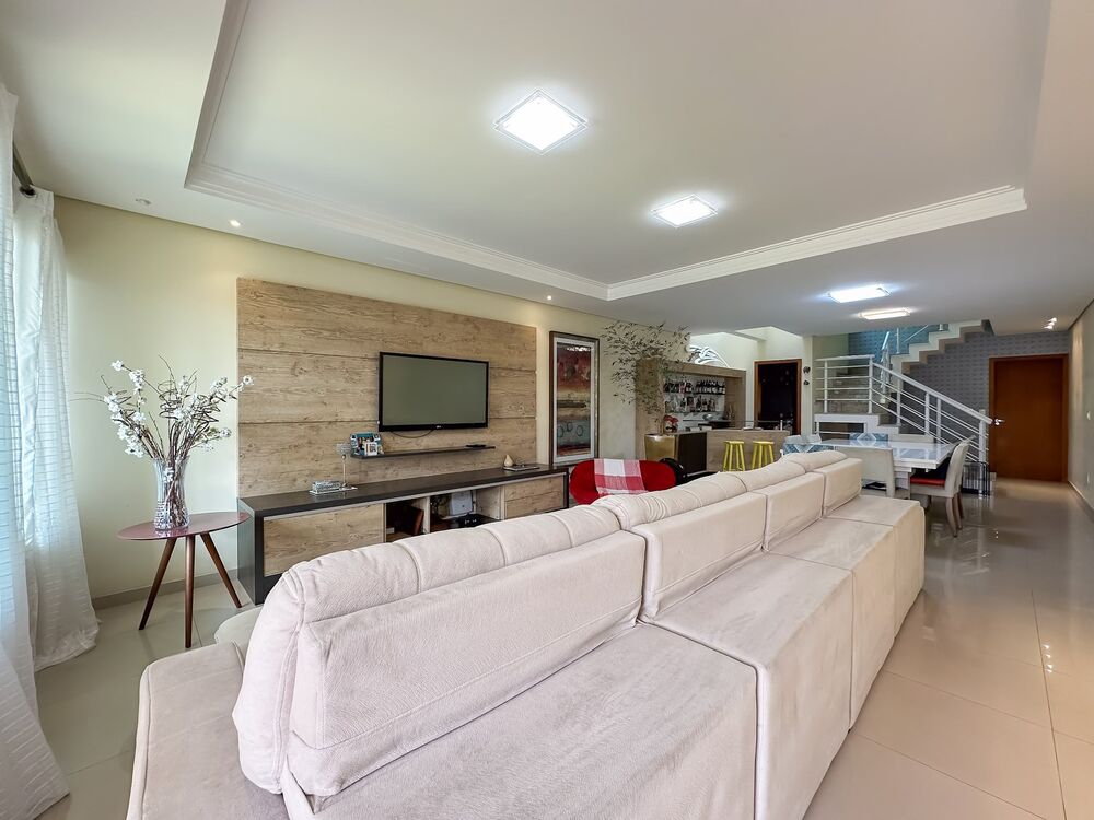 Casa, 3 quartos, 220 m² - Foto 2