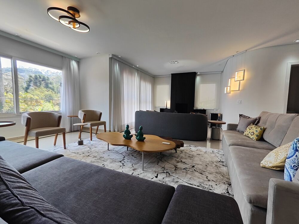 Casa de Condomínio à venda com 5 quartos, 490m² - Foto 4