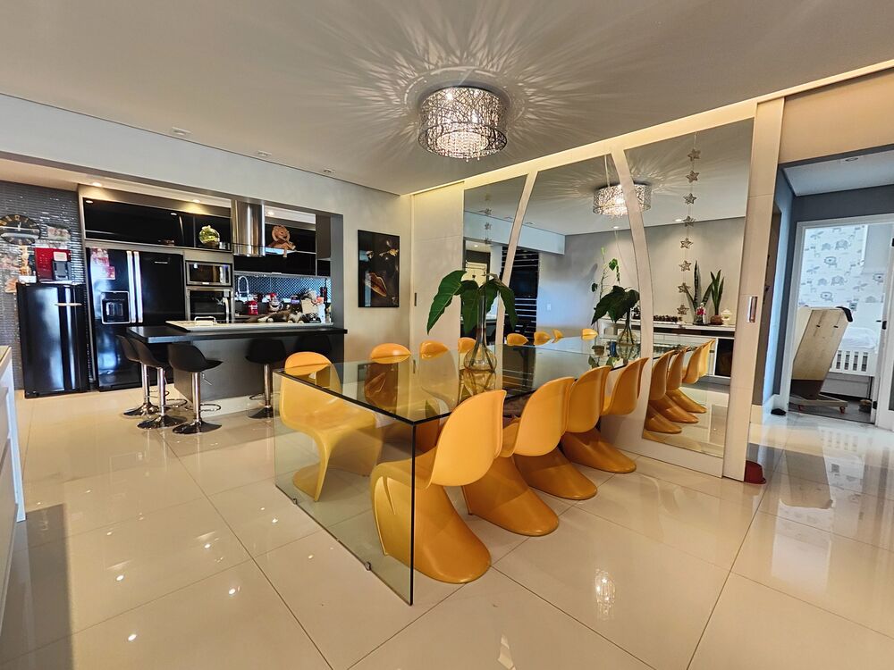 Apartamento, 3 quartos, 156 m² - Foto 1