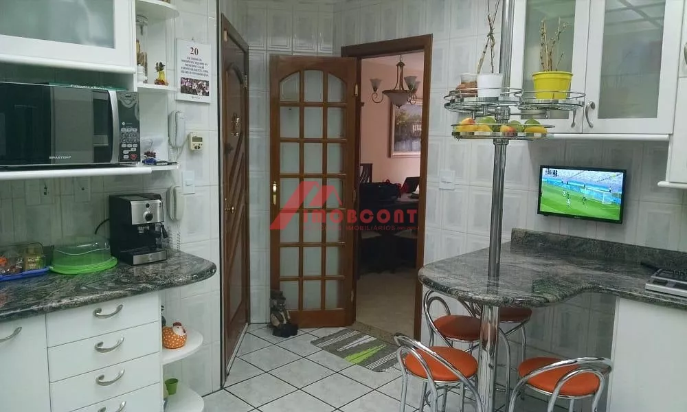 Apartamento à venda com 3 quartos, 117m² - Foto 8