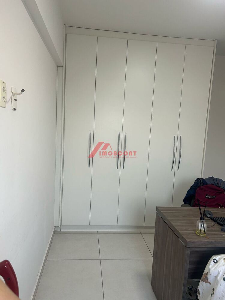 Apartamento à venda com 2 quartos, 61m² - Foto 4