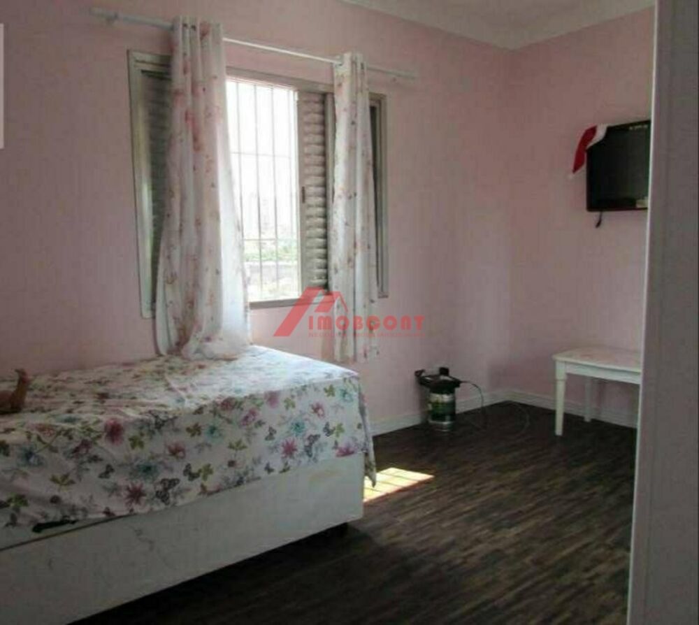 Sobrado, 3 quartos, 250 m² - Foto 1