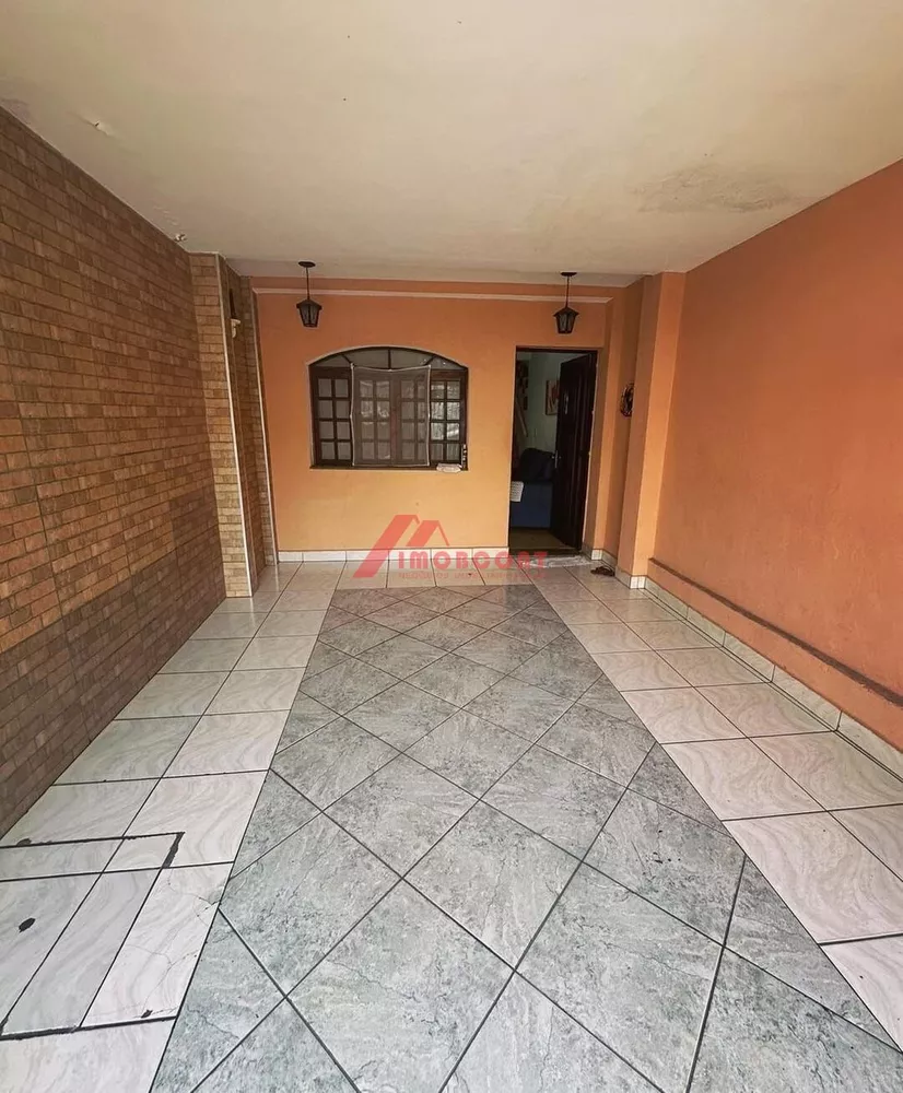 Sobrado à venda com 2 quartos, 208m² - Foto 1