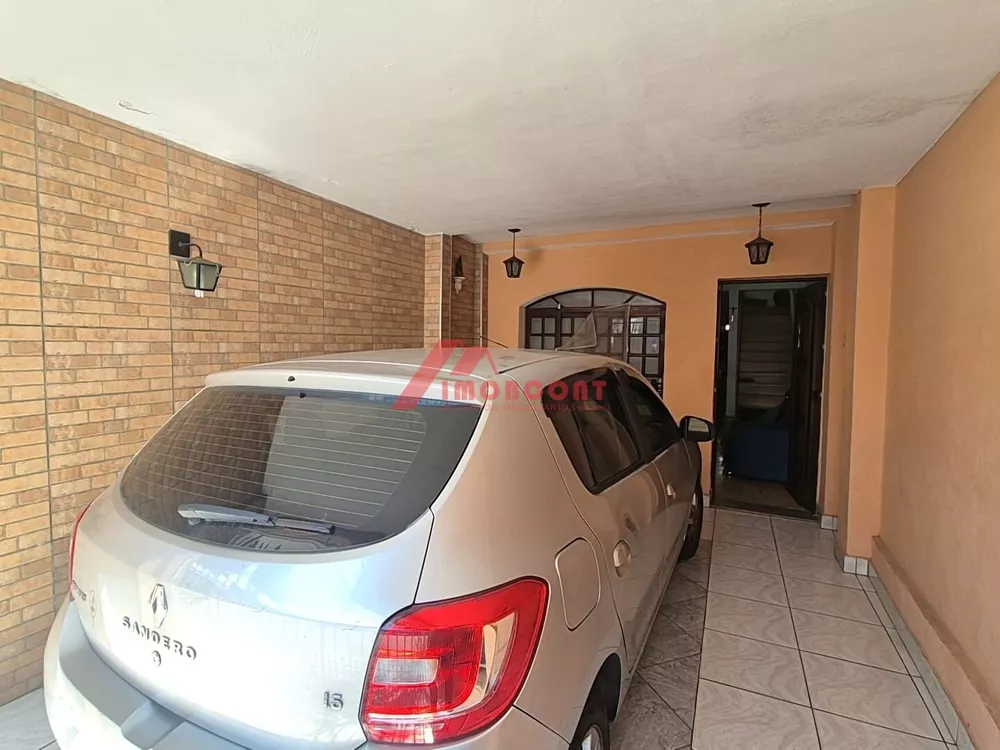 Sobrado à venda com 2 quartos, 208m² - Foto 2