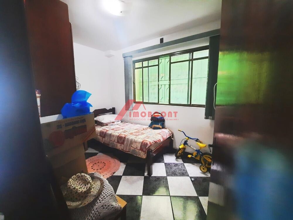 Sobrado, 4 quartos, 233 m² - Foto 1