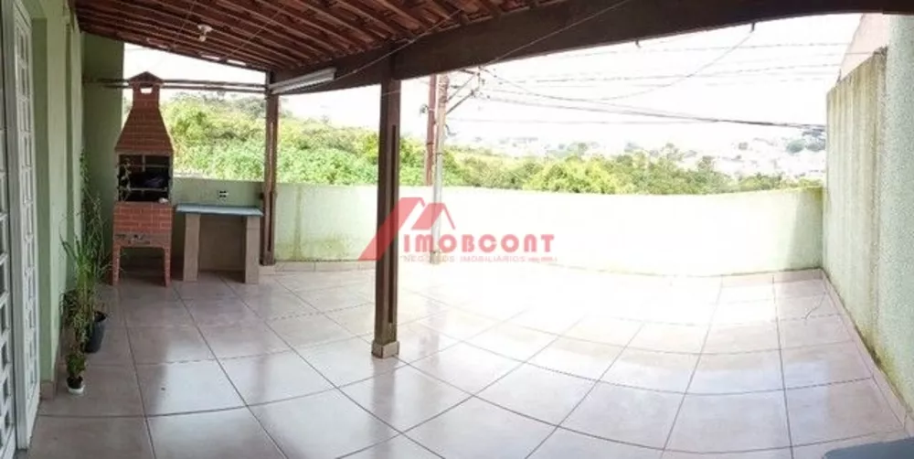 Sobrado à venda com 3 quartos, 235m² - Foto 4