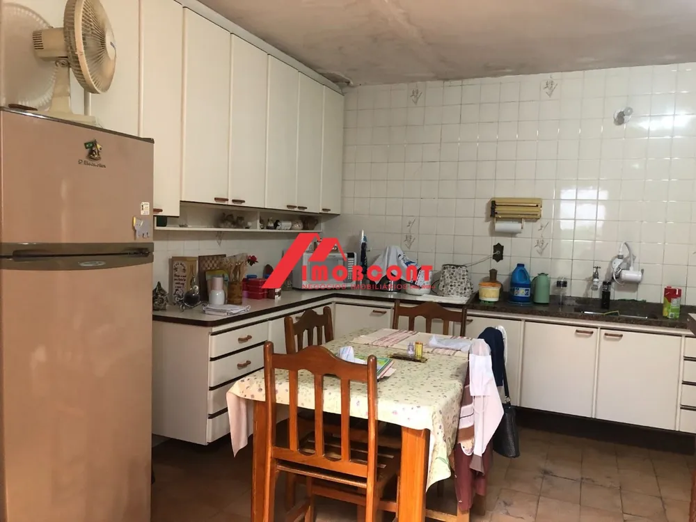 Casa, 3 quartos, 220 m² - Foto 35