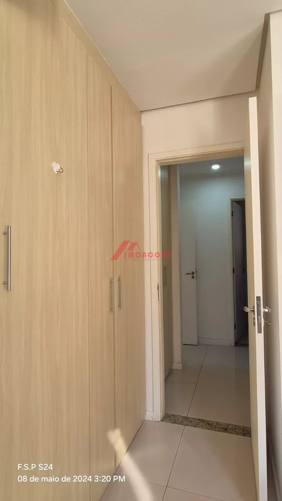 Apartamento à venda com 3 quartos, 168m² - Foto 32